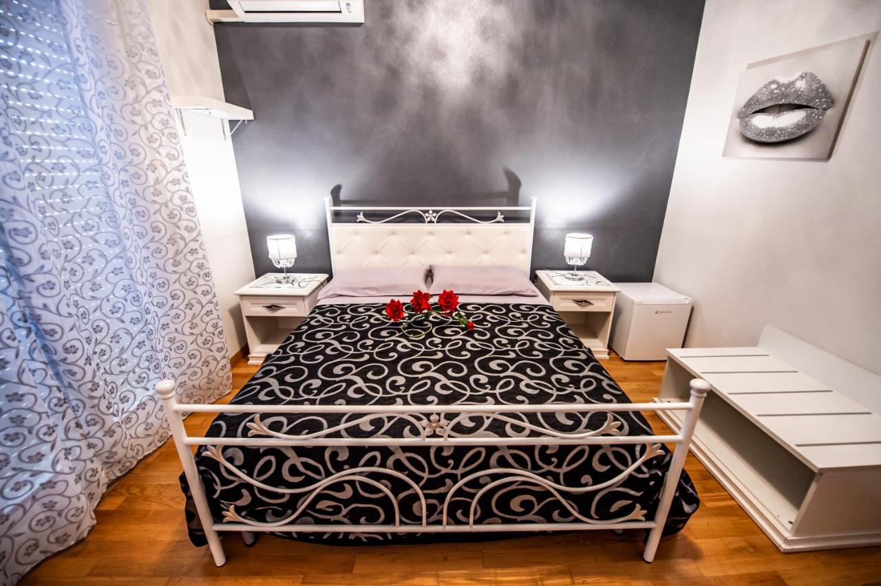 Bnb Cheope Сиракуза Екстериор снимка